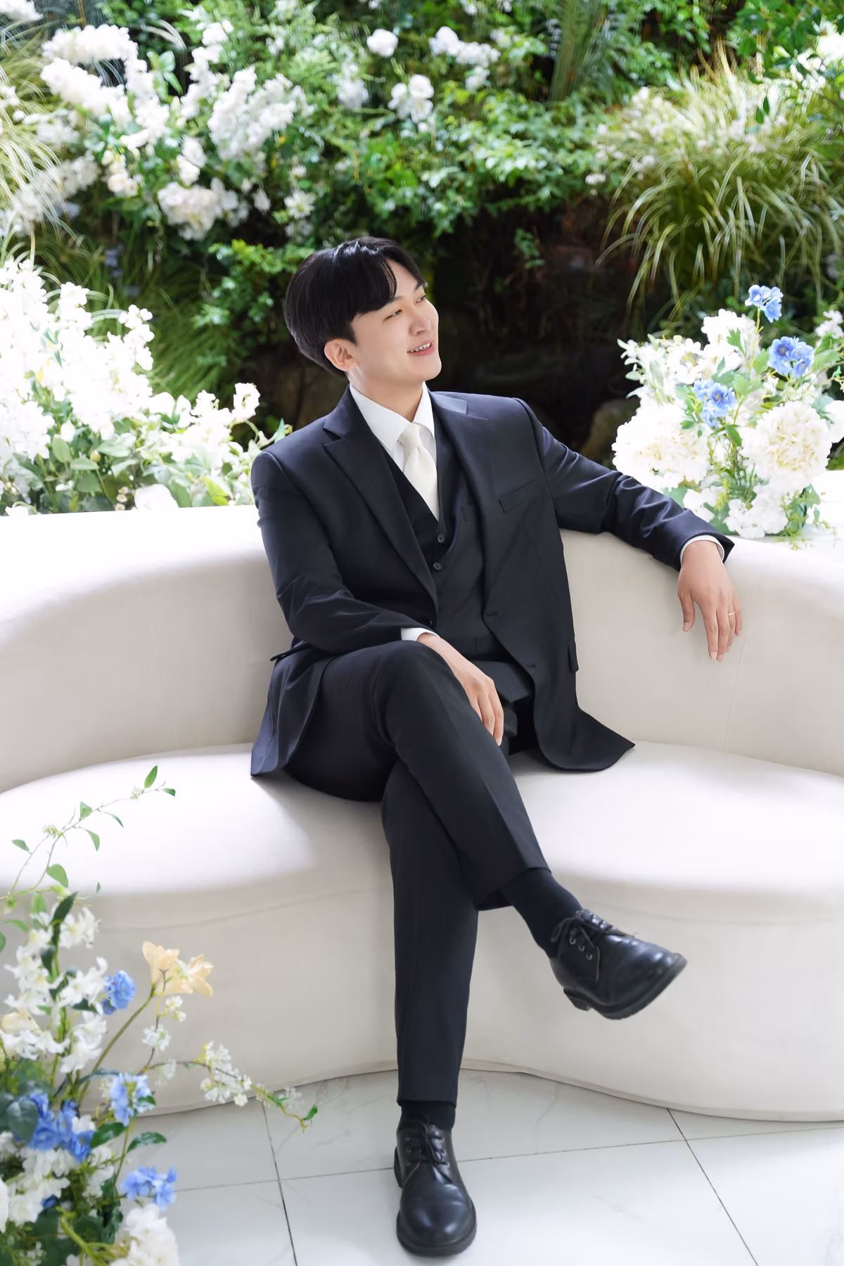 지정한 신랑 소개 사진